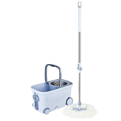 Kolmnurkne mop ja ämber